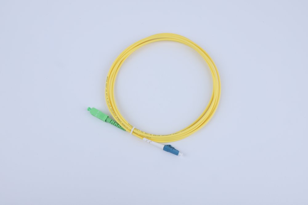 光纤跳线 单模 单芯 SC APC- LC UPC